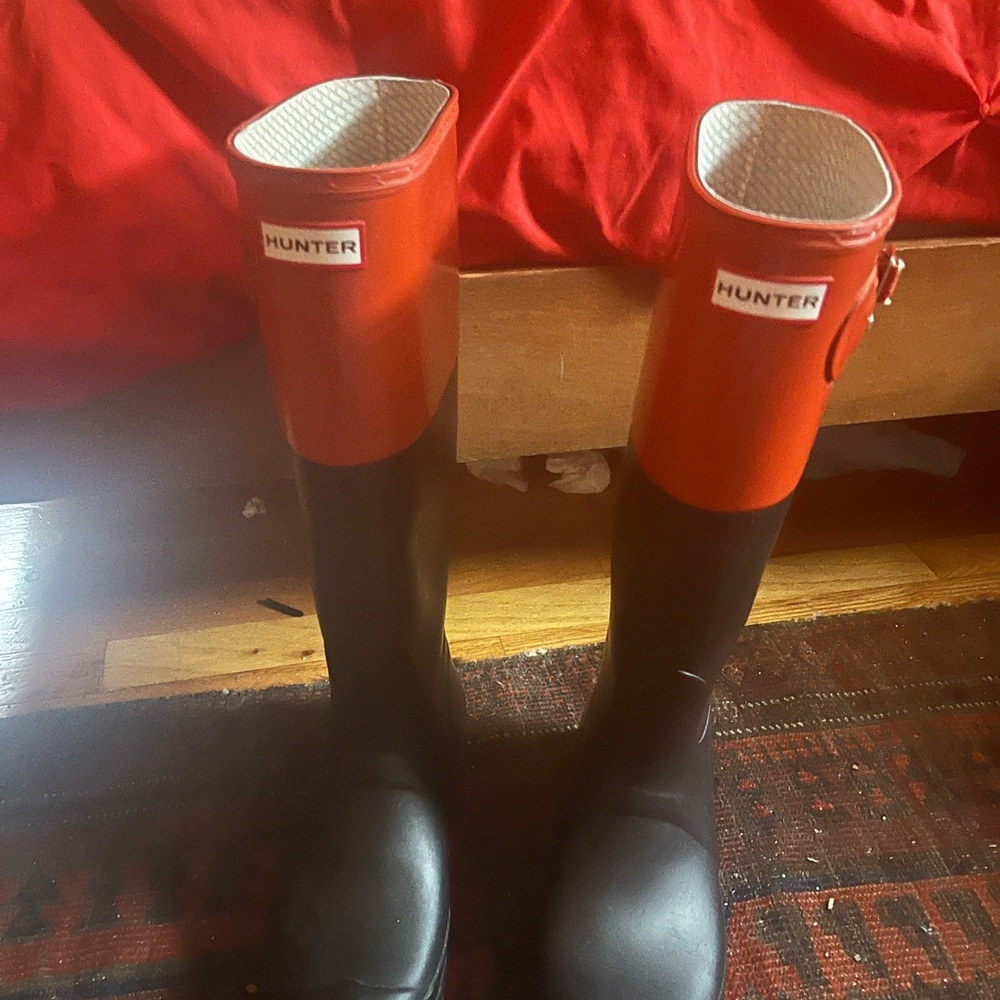 Hunter Red and Black Rain Boots